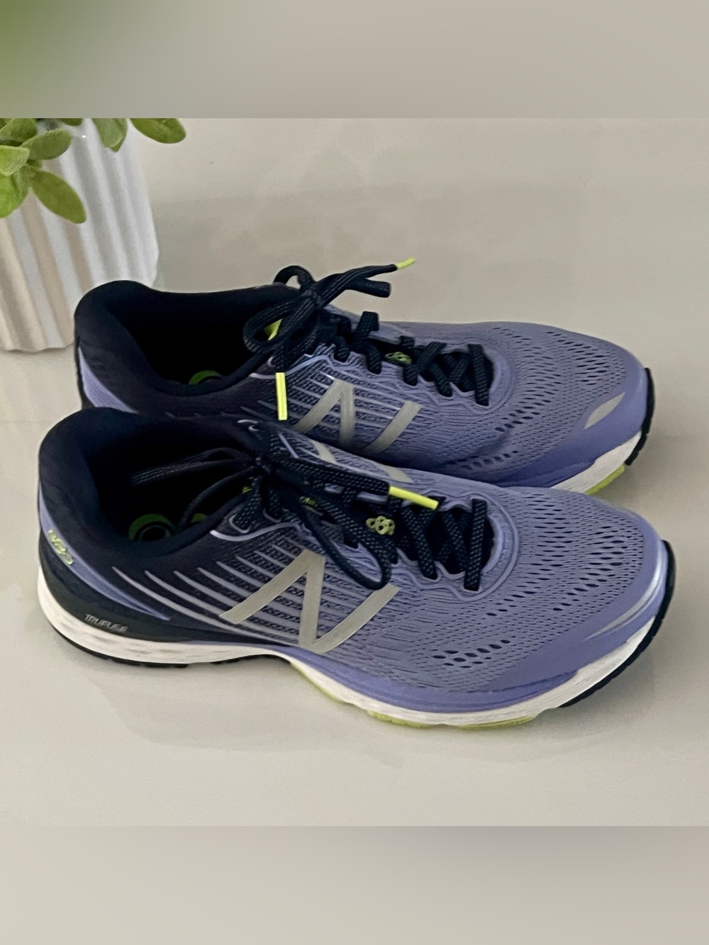 New Balance | 880v8 Women’s Running Shoes